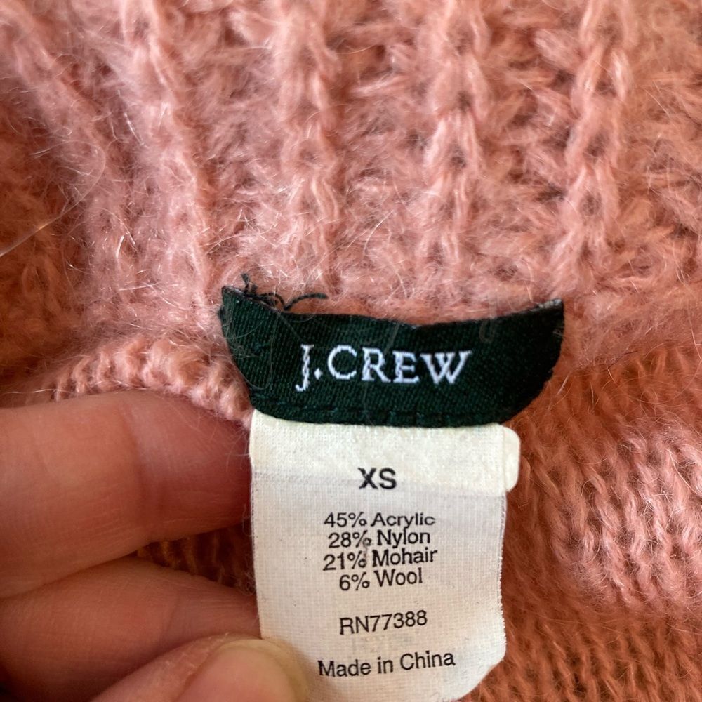 J.Crew oversized feminine shawl neck snuggly pink sweater 💕more like M - Picture 7 of 8